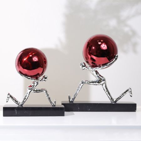 Heavy Burden Status Table Décor