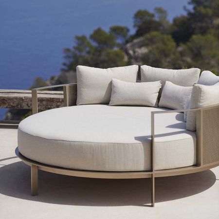Luxury Outdoor Aluminum Round Chill Bed/Day Bed More Colours and Sizes are Customisable
