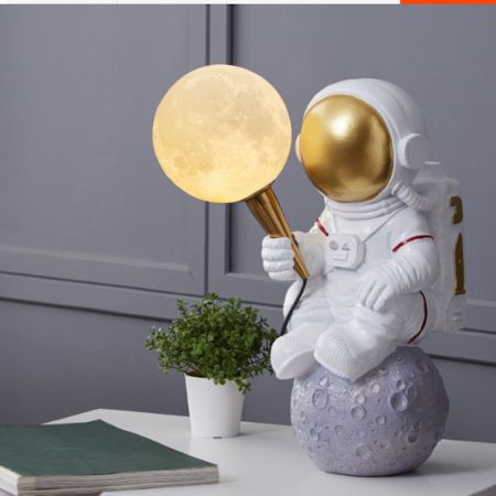 Astronaut Table/Desk Lamp