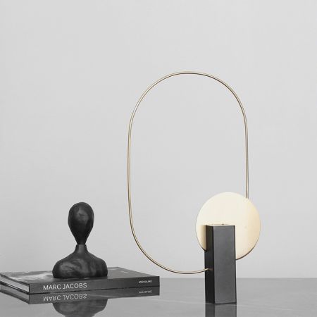 Modern Minimalist Oval 3D Metal Table Décor