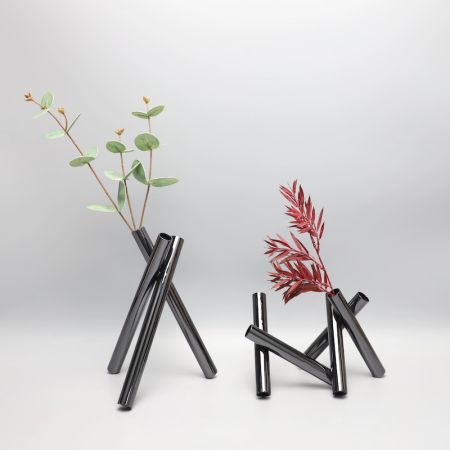 Metal Stick Flower Holder