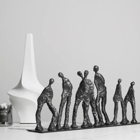 Black 7 Standard People Table Décor