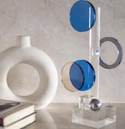 Multi-Coloured Ruby Ring Sculpture Table Décor