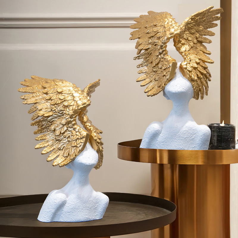 Modern Lux Wing Headdress Lady Table Décor