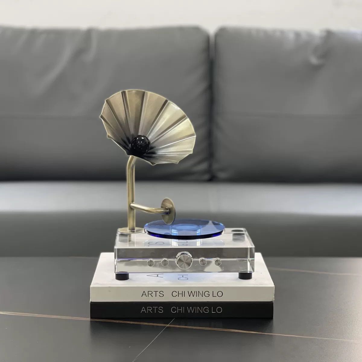 Vintage Style Crystal & Metal Nostalgic Gramphone Model EVE210204